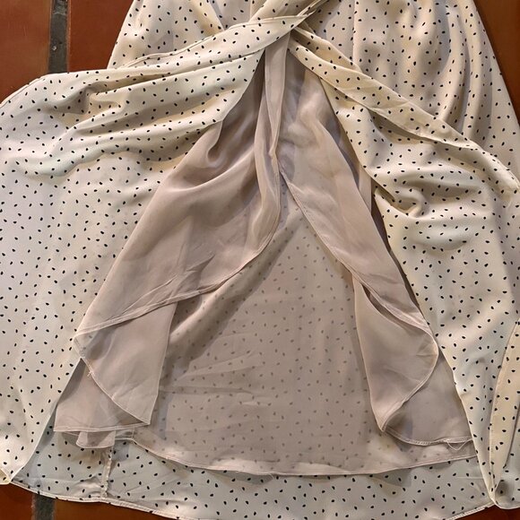 Farrow Cream‎ Polka Dot Midi Cap Sleeve Tie Wrap Dress Size Medium - Picture 6 of 8